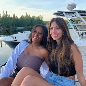 Babaton Heart-Neck Tube Top